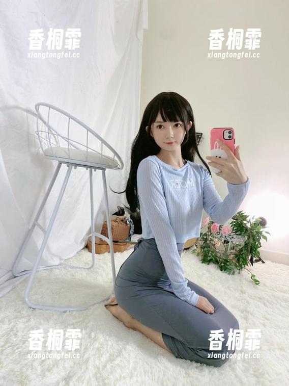 51酱 发现51酱的美图作品,靡烟之下藏着些小心机