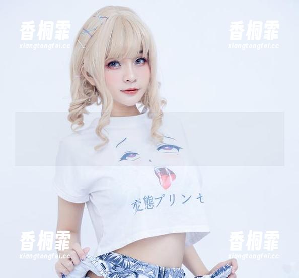 冬月茉莉的作品，Azami这回是全程挂机吗？完全拍出了事情的灵魂哦。
