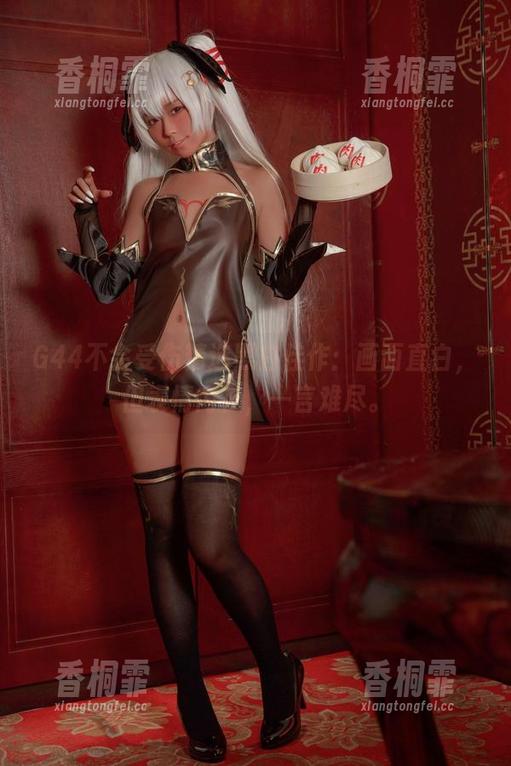 G44不会受伤精选黑白佳作：画面直白，但表情内在，一言难尽。