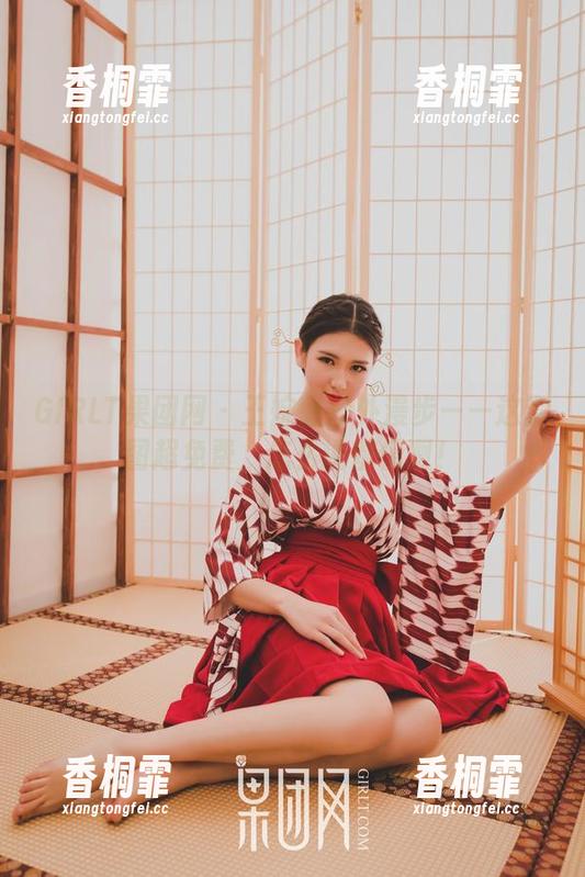 GIRLT果团网-王婉悠 GIRLT果团网 - 王婉悠户外漫步——这套图超免费,怎么说都值啊!