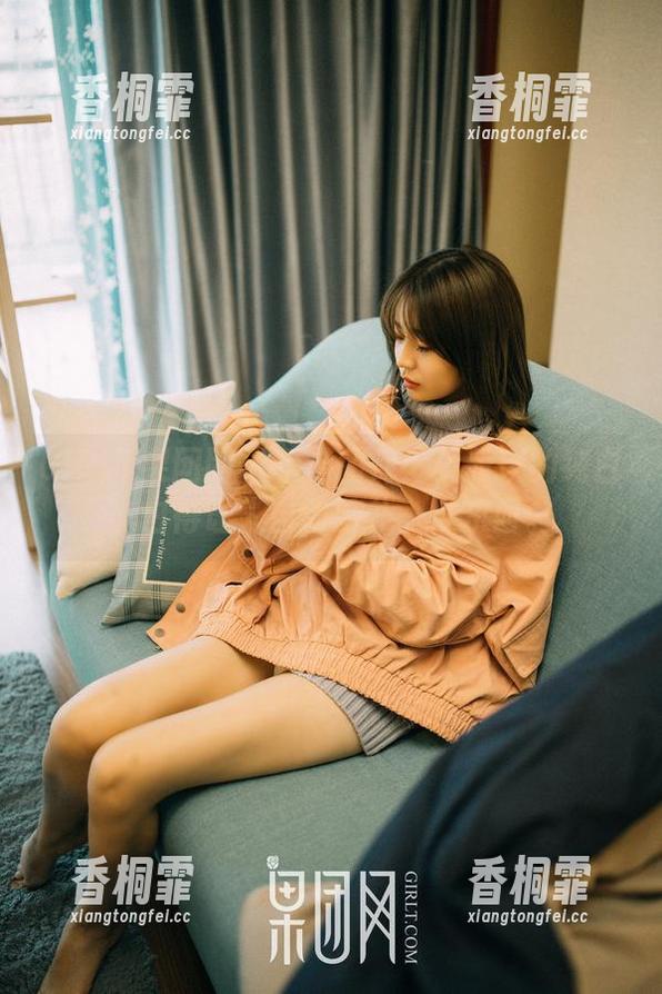 GIRLT果团网 - 精选图库：莫雅琪的纯白，白得让人自动脑补一堆东西。