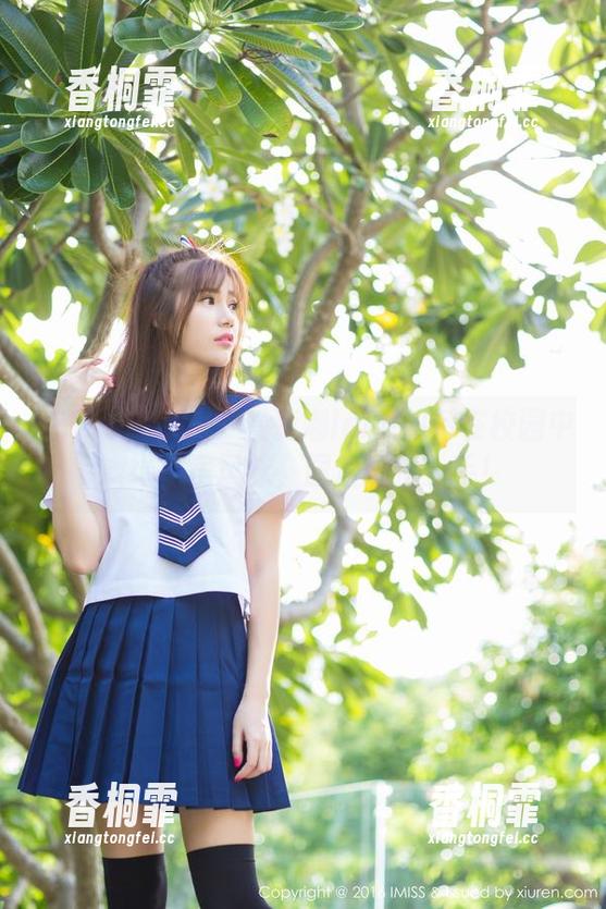 IMiss爱蜜社 - 看莉娜lena如何在校园中演绎私房风味，图片直接上手！