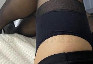 微密圈 - 嘿！姐妹花黑色系列原图全集，Jessie婕西怎么会拍下这么酥爽的画面？