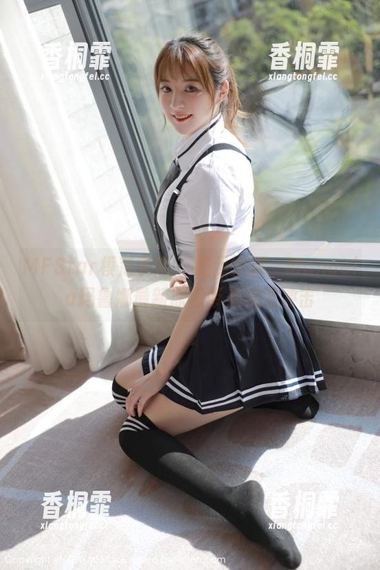 MFStar模范学院 - 美足如画，Manuela玛鲁娜最新原图带来视觉冲击