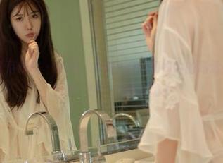 MFStar模范学院 - 妈呀，奈美nana和奶牛的高清搭配，连我都想“挤”一杯牛奶了