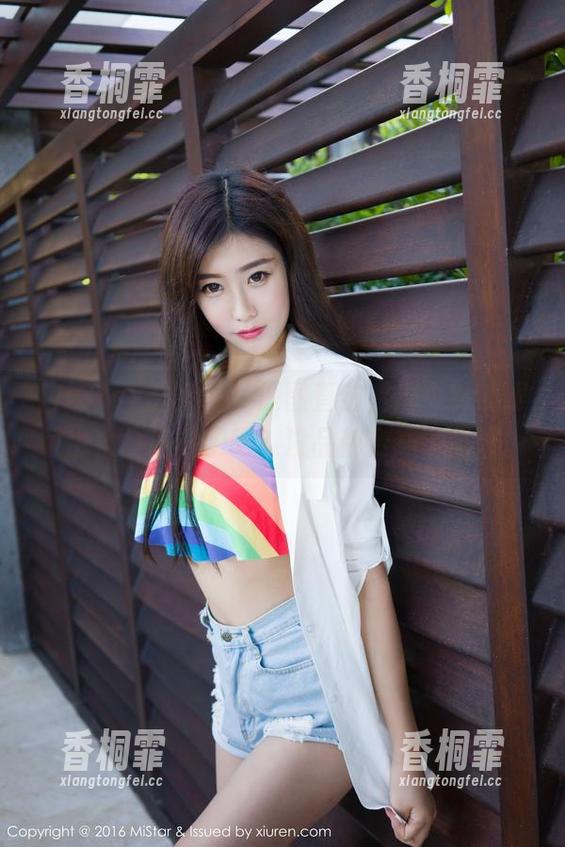 MiStar魅妍社-周小然 MiStar魅妍社 - 原图直击,周小然的眼镜也太会说话了吧?没品都变成了品位。