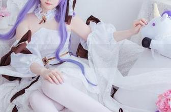 看Sayako＿今年4岁的高清圣诞合集，心底狠狠说一次：我还需要努力。