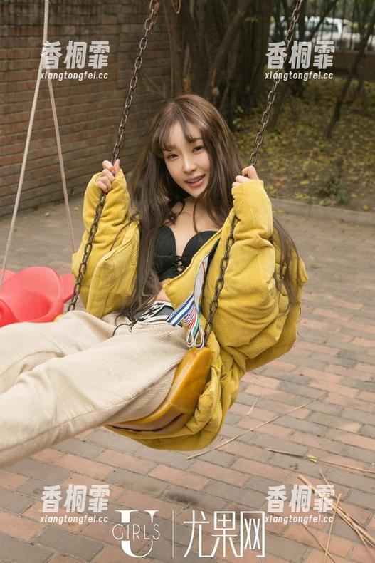 UGirls尤果网-欣杨Kitty UGirls尤果网 - 我可能没心思听课了,下载欣杨Kitty的《学姐》写真集就够了!