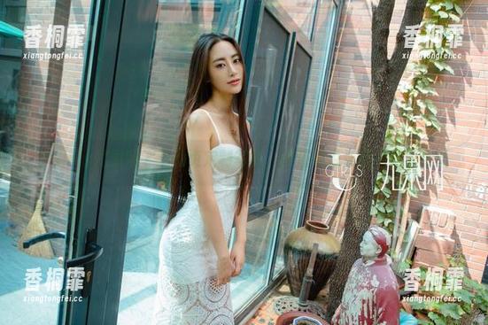 UGirls尤果网-王幼贞 UGirls尤果网 - 王幼贞定制写真,谁还敢说长腿只是个传说