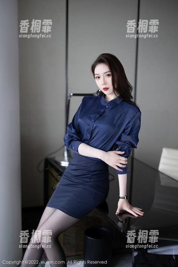 Xiuren秀人网 - 最新图册里的Milk大萌，秘书也可以这么俏皮，不努力我怎么能不喜欢？