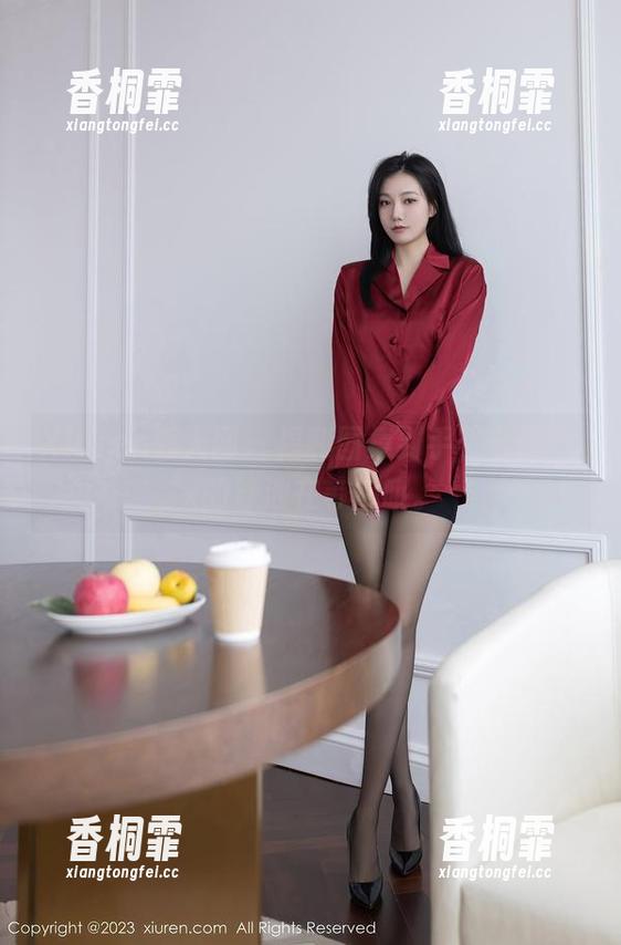 Xiuren秀人网-奈奈Fox Xiuren秀人网 - 福利图集到手,奈奈Fox的泳池在等你哦。