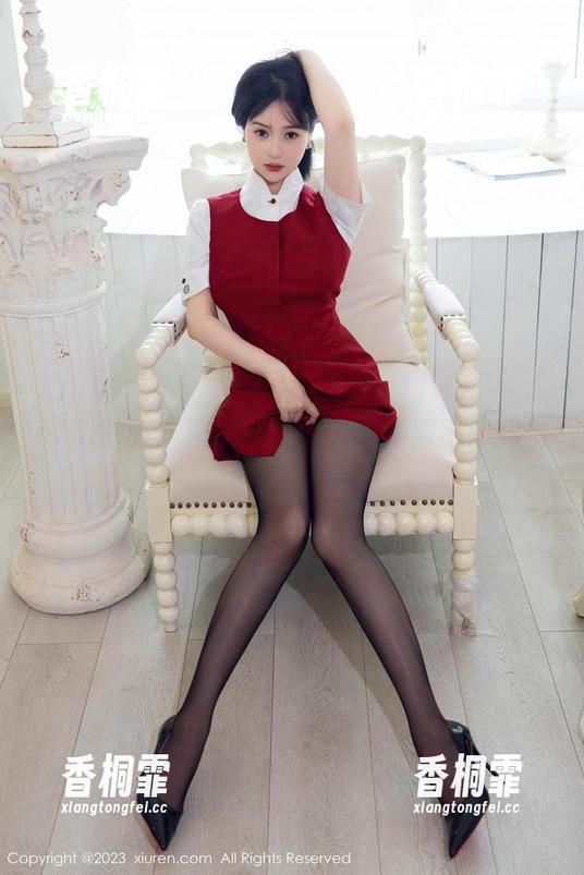 Xiuren秀人网 - 精选短裙，用果儿Victoria的方式演绎透视之美，难道不够刺激吗？