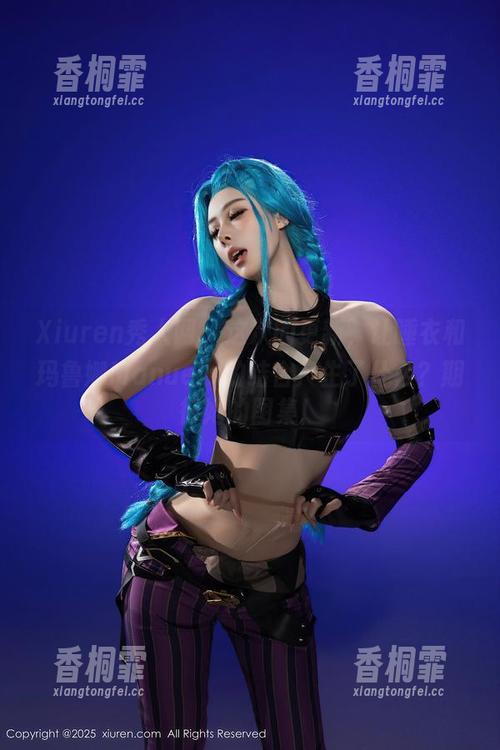 Xiuren秀人网-玛鲁娜Manuela Xiuren秀人网 - 这次的更新,让睡衣和玛鲁娜Manuela的结合产生了什么?期待她的图集!