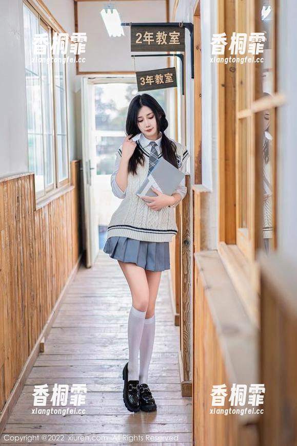 Xiuren秀人网-陆萱萱cecillia Xiuren秀人网 - 图库里的陆萱萱cecillia,油亮得宛如某种致命诱惑,你敢点进去吗?