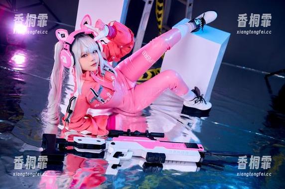 ZinieQ的越南coser：原图是梦，照片是现实？