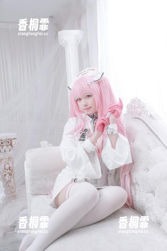 扯上网袜，作为一名观众的我，看asagiriai(爱ちゃん)的作品上瘾了。