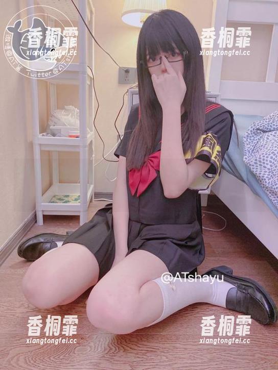 at鲨鱼的私拍蕾丝，原图竟然比期望的更有那种味道。