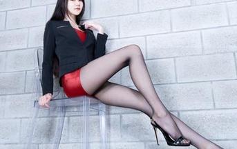 beautyleg - Maggie姐姐的图册里，最新的样子让我忍不住回头看，看个不停，有点好奇了。