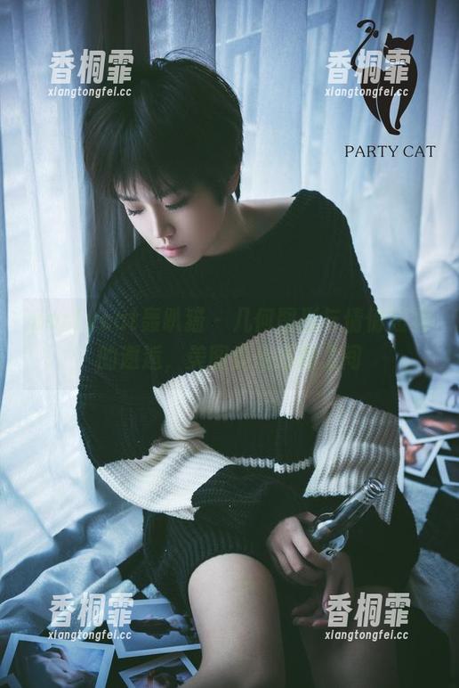 partycat轰趴猫 - 几何图形与倩倩短裙的邂逅，美图竟是方圆之间
