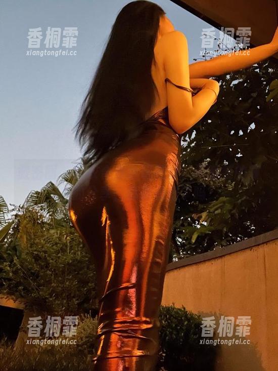 微密圈 - 睡衣合集也玩花样：不爱笑的赛琳的分享，你准备好了吗？