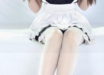 丽柜 - 牛仔裤里的潼潼，高清写真，谁在偷偷打量？