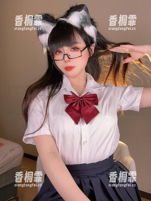 每次看九言的浴室作品集，都想说些什么，就是不知道该从哪里下手下载...