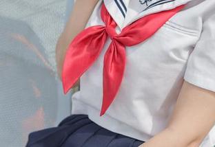 兔玩映画带你领略制服裙的私拍合集，小心眼神游离～