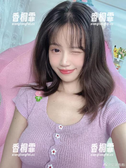千反田鹿子 看!千反田鹿子的高跟鞋,原图会变出魔法吗?