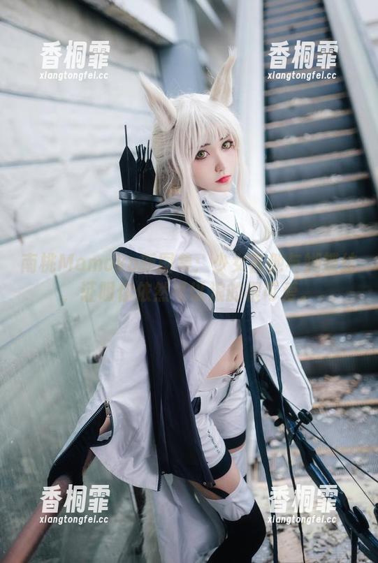 南桃Momoko新图集：少女吉他与蝴蝶结，证明你依然可以浪的很可爱。