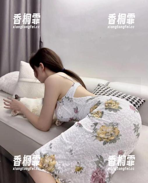 微密圈 - 照片里的周妍希：小女孩，好吧，你赢了，我又陷入了。