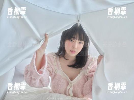全新图片：姜仁卿(강인경)的“新款迷你”，妥妥的小性感，但又不想太明显的那种！