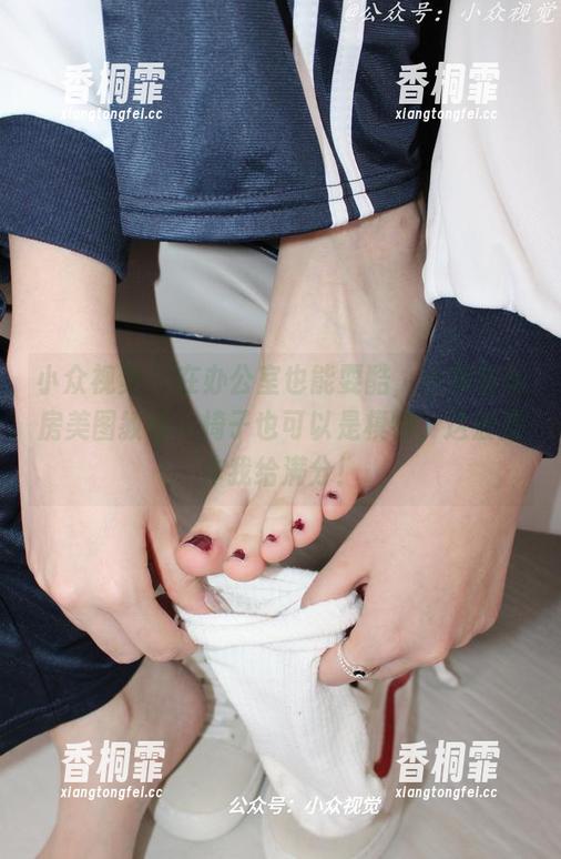 小众视觉 - 在办公室也能耍酷，小薯条私房美图教你：椅子也可以是模特，这波操作我给满分！