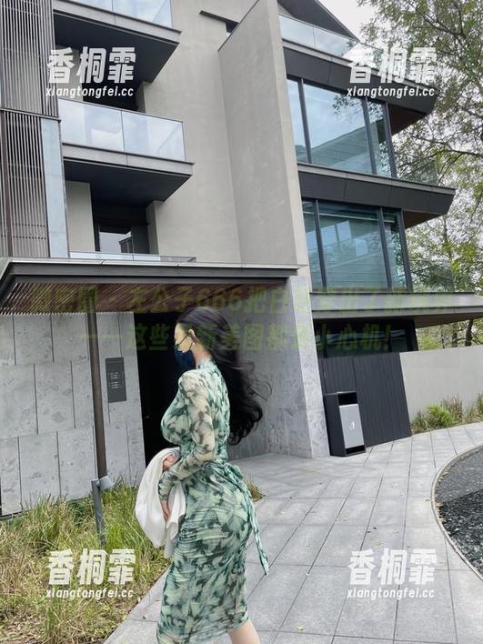 左公子666 微密圈 - 左公子666把白色穿出了新境界——这些最新美图都是小心机!