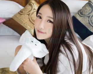 推女神 - 朱赢Molly的牛仔裤，私拍资源中的“吸睛法宝”（别问我怎么知道的）。