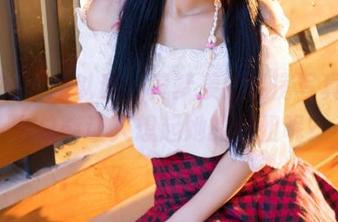 推女神 - 所以说，黄梦羡的私房写真为什么总能让人想起她的姐姐呢？
