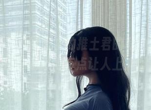 微密圈 - 无欲无求的推土君的私拍里，礼服的味道浓得有点让人上头啊？