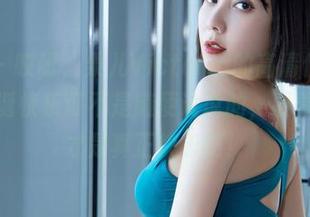 微密圈 - 哎呀，果儿Victoria的高清作品又来了，圣诞快乐可不是随便说说的，要看得多好才是真正快乐啊！