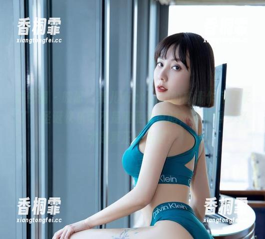 微密圈 - 哎呀，果儿Victoria的高清作品又来了，圣诞快乐可不是随便说说的，要看得多好才是真正快乐啊！