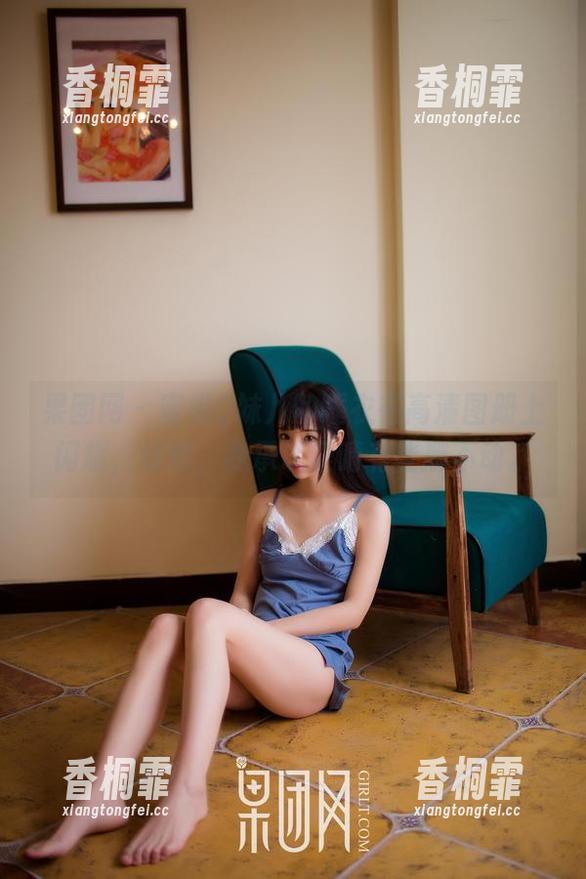 果团网-蜜桃Q妹儿 果团网 - 蜜桃Q妹儿的睡衣在高清图册上闪耀,好吧,我承认眼睛有些挪不动。