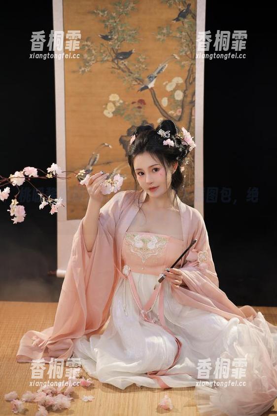 桃暖酱的厨房大冒险，快来下载图包，绝不能错过啊！