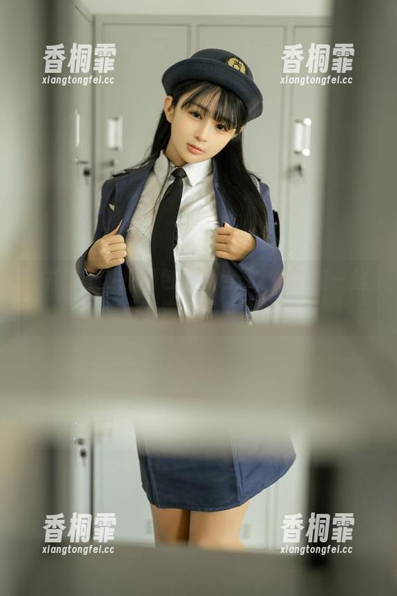 桜井宁宁私拍图包《黑色》，飘散着一丝不寻常的气息嘛？