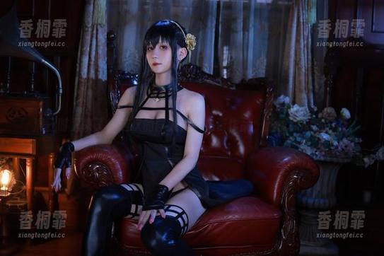 桜满三时又来了！这次的同人礼服免费作品，颜值和创意并存。