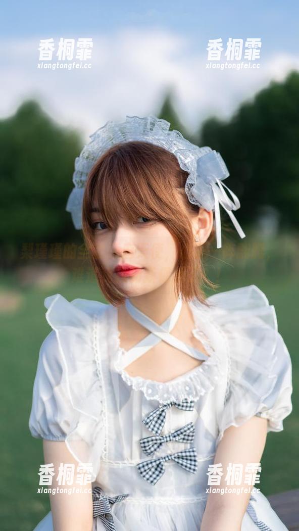 梨瑾瑾的全套恶魔天使，心里一阵翻腾，难道我找到新偶像了？！