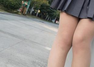 森萝财团：全套操场上的白丝，那个奔跑的背影让我停不下来。