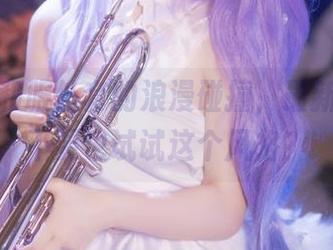 樱群与和服外套的浪漫碰撞，最新照片要不要也试试这个风格？