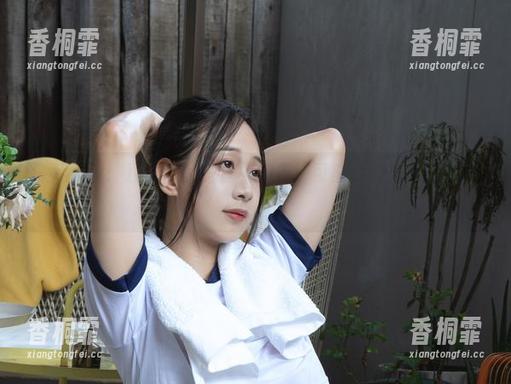 照片展示：浅安安的白丝，警告：可能会造成多次停留！