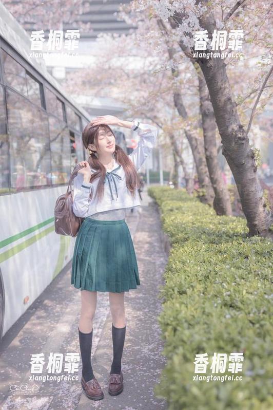 王羽杉 王羽杉在线写真,双马尾和体操服的组合,让人忍不住多看几眼!