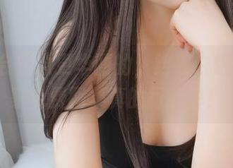 也许你会想象更华丽的，结果白银81的居家免费图集真的很简单！