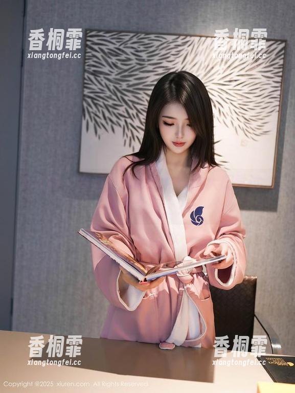 秀人网-伊诺 秀人网 - 高清连体衣,伊诺的大胆尝试,敢不敢跟上?