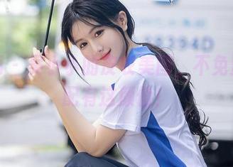 秀人网 - 吴小小的皮衣美图，不免费就不配有这颜值！